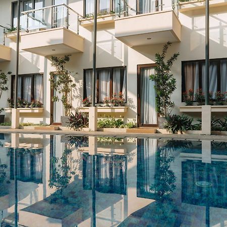 Anugrah Hotel סוקאבומי מראה חיצוני תמונה