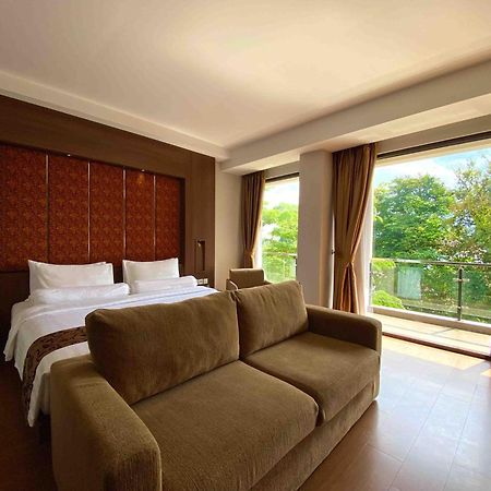 Anugrah Hotel סוקאבומי מראה חיצוני תמונה
