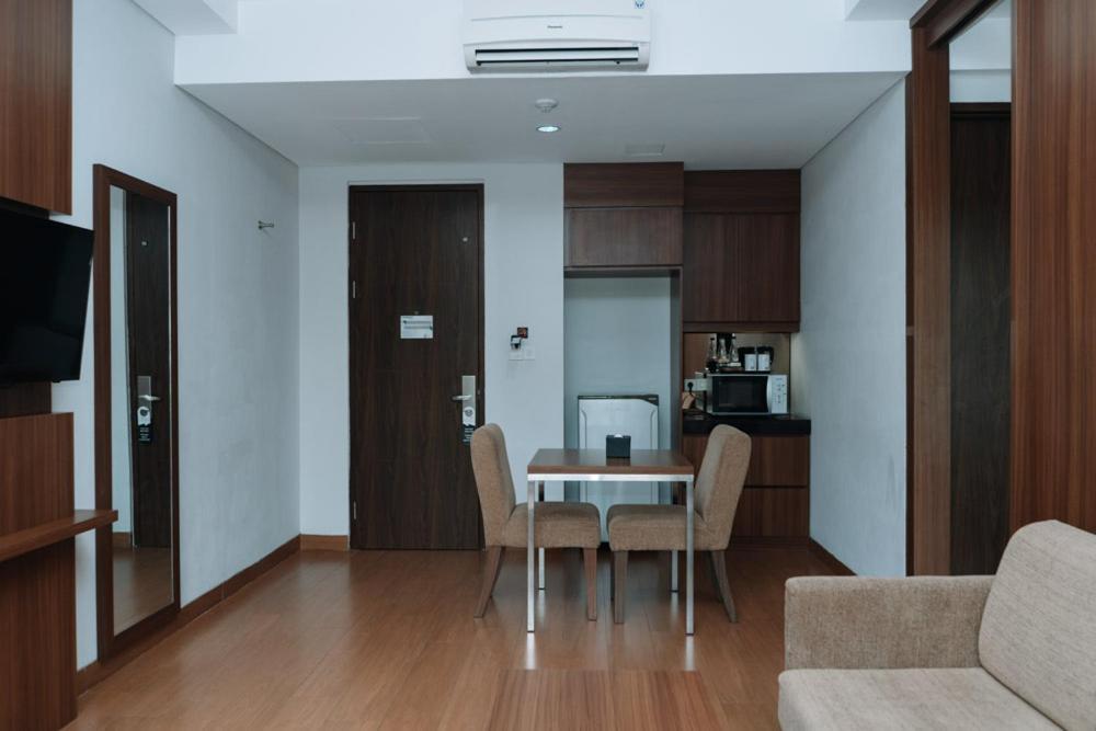 Anugrah Hotel סוקאבומי מראה חיצוני תמונה