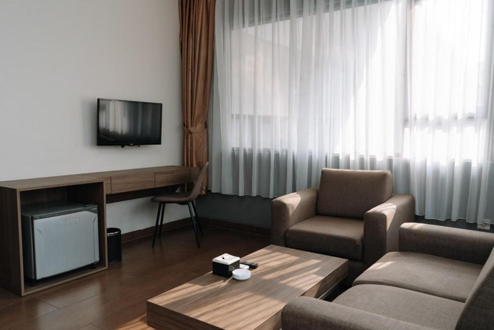 Anugrah Hotel סוקאבומי מראה חיצוני תמונה