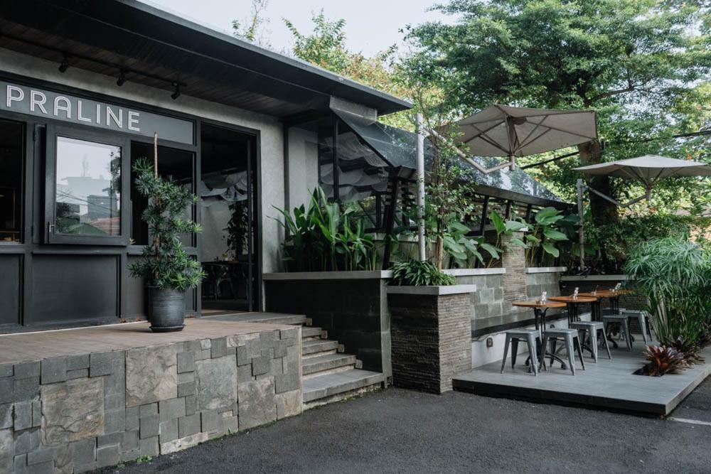 Anugrah Hotel סוקאבומי מראה חיצוני תמונה