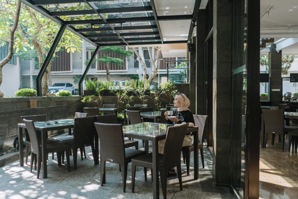 Anugrah Hotel סוקאבומי מראה חיצוני תמונה
