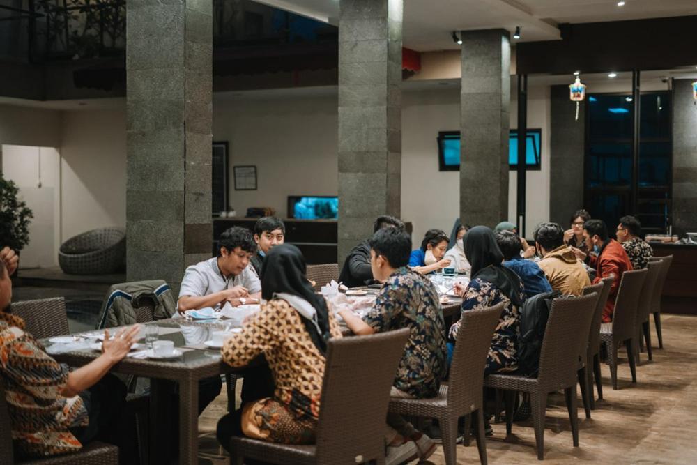 Anugrah Hotel סוקאבומי מראה חיצוני תמונה