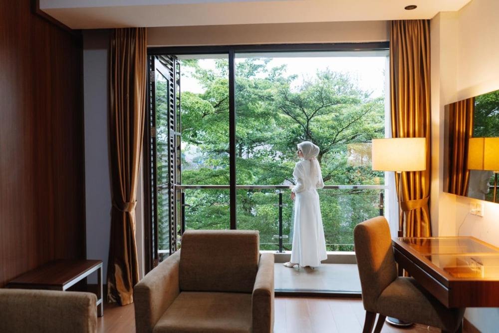 Anugrah Hotel סוקאבומי מראה חיצוני תמונה