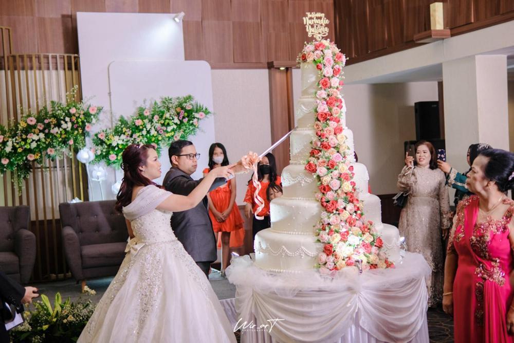 Anugrah Hotel סוקאבומי מראה חיצוני תמונה