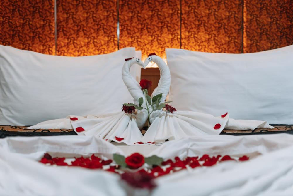 Anugrah Hotel סוקאבומי מראה חיצוני תמונה