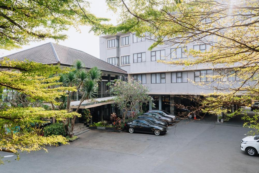 Anugrah Hotel סוקאבומי מראה חיצוני תמונה